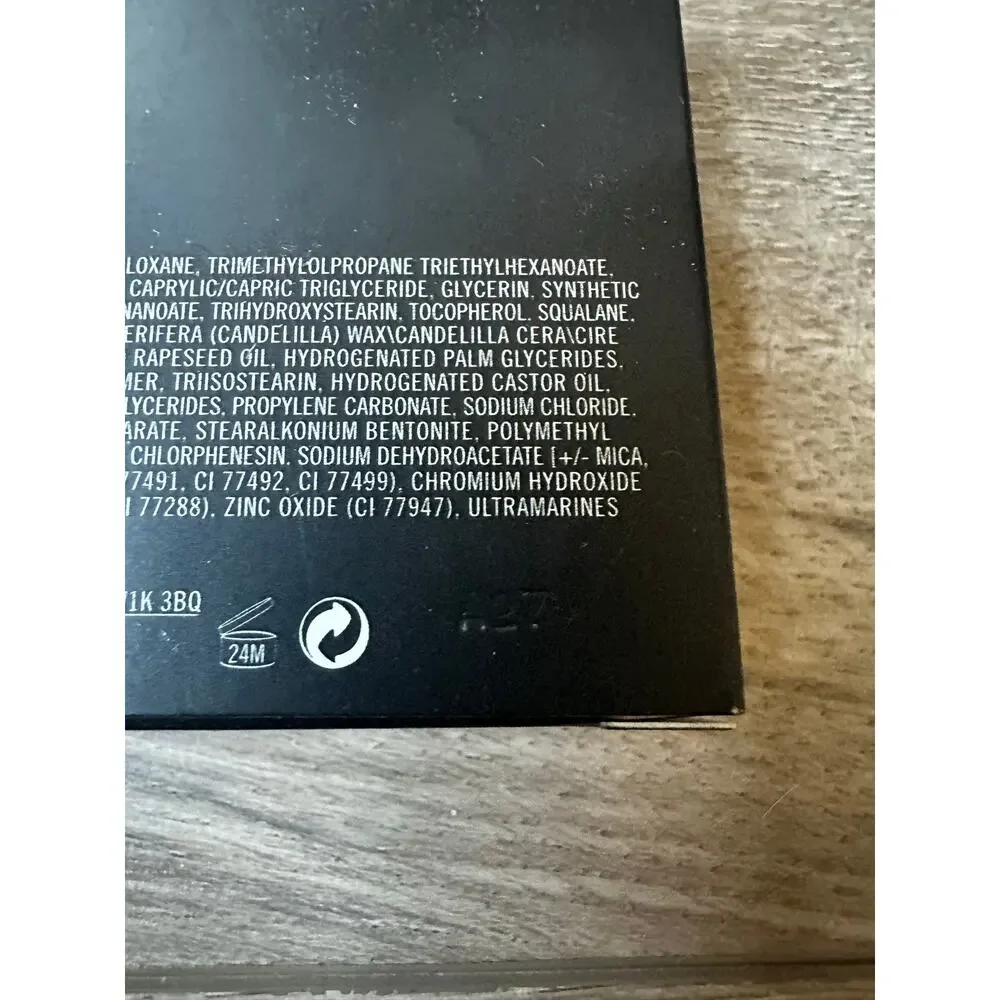 MAC Studio Tech Foundation NW45 - Discontinued